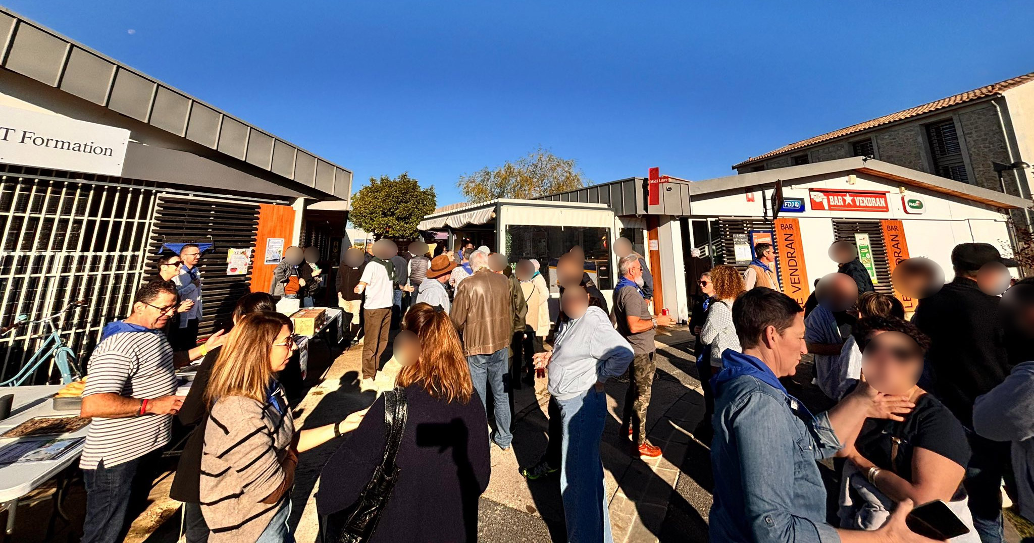 Petit déjeuner à la fête vôtive